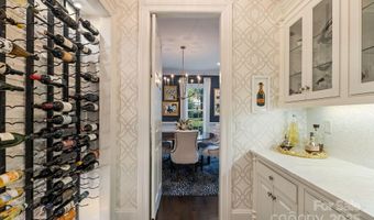 3605 Hampton Manor Dr, Charlotte, NC 28226