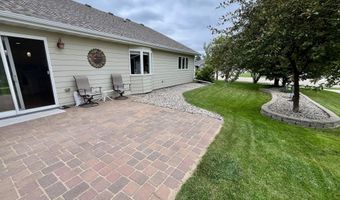 1726 Arthurs Ct, Aberdeen, SD 57401