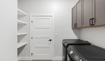85 COLUMBINE St, Alpine, WY 83128