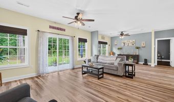 312 Canberra Ct, Aynor, SC 29511