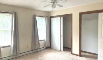 9 Crate Ln, Canaan, NH 03741