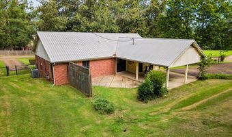 222 Pine Ln, Batesville, MS 38606