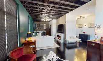 121 N Howard St, Akron, OH 44308