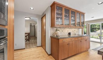 2236 E Roanoke Dr, Boise, ID 83712