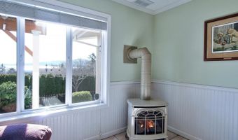 5185 Main St, Bay City, OR 97107