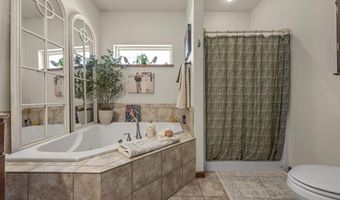 3352 Southridge Dr, Amana, IA 52203