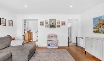 385 Essex St, Bangor, ME 04401