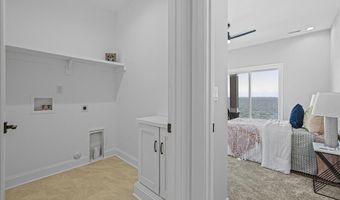 371 Narrow Shore Rd, Aydlett, NC 27916