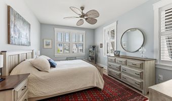 244 14th St, Avalon, NJ 08202
