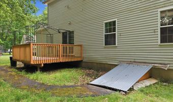 63 Fox Hill Rd, Albrightsville, PA 18210