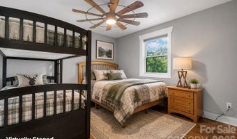 549 Clubhouse Dr, Banner Elk, NC 28604