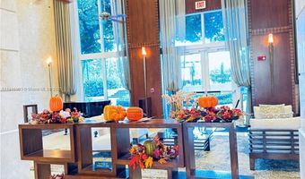 19501 W Country Club Dr PH-06, Aventura, FL 33180