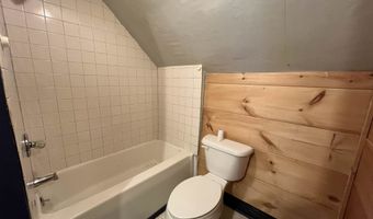 11 N Ridge Rd, Burke, VT 05871