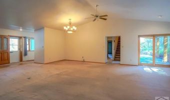 5207 N Creek Rd, Beulah, CO 81023