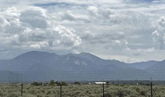 620 Tune Dr, Arroyo Hondo, NM 87513