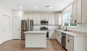 43686 PHELPS Ter, Ashburn, VA 20147