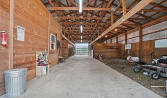 6246 Slater Rd, Andover, OH 44003