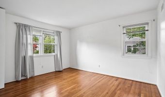 8352 ORANGE Ct, Alexandria, VA 22309