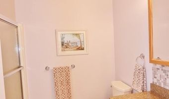 122 Chickadee Ln, Bangor, ME 04401