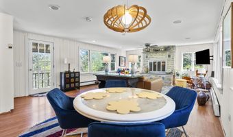 67 Obtuse Hill Rd, Brookfield, CT 06804
