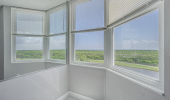 2333 FEATHER SOUND Dr B607, Clearwater, FL 33762