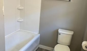 1222 20th Ave, Altoona, PA 16601