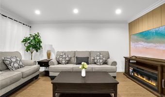 1025 Holly Ave 9, Arcadia, CA 91007