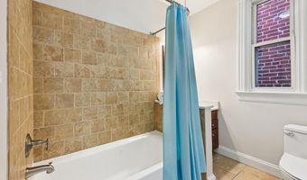 1414 N CAROLINA Ave NE, Washington, DC 20002