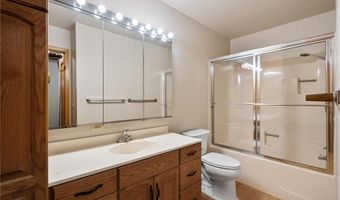 1200 18th Ave NW 125, Austin, MN 55912