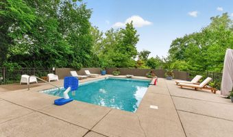 1980 Hillside Dr, Columbus, OH 43221