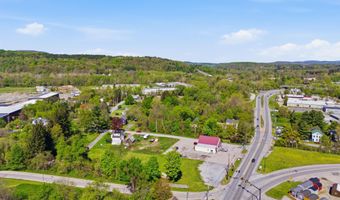 226-228 Northside Dr, Bennington, VT 05201