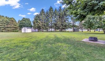 12485 N Lawn Ct, Alden, NY 14004