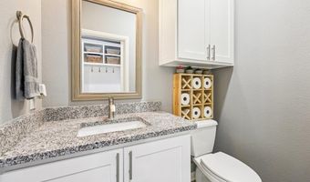 360 Rolling Ranch Blvd, Alvord, TX 76225