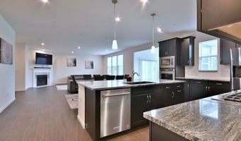 620 N Sullivan St, Addison, IL 60101