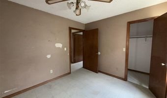 202 Redbud Dr, Anadarko, OK 73005