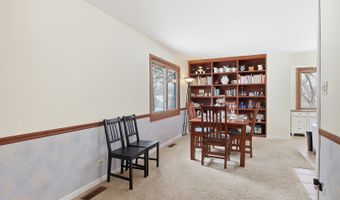 22665 W DEPOT St, Antioch, IL 60002