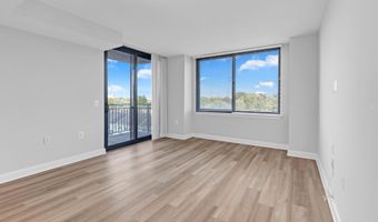 2451 MIDTOWN Ave 714, Alexandria, VA 22303