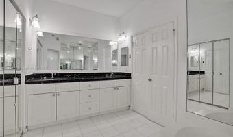 3500 Mystic Pointe Dr 105, Aventura, FL 33180