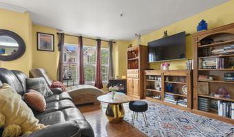 6 ELCO Ct, Bayonne, NJ 07002