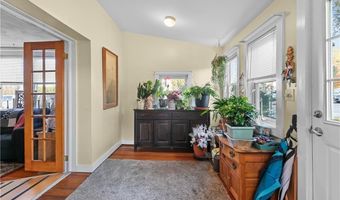 1 Columbia Ave, Jamestown, RI 02835