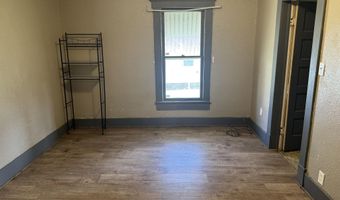 313 E 17th St, Baxter Springs, KS 66713