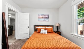 112 Dearborn St, Caldwell, ID 83605