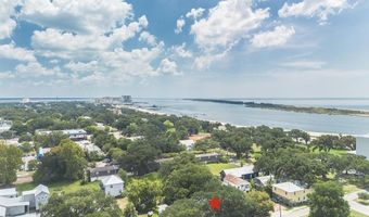 132 Dukate St, Biloxi, MS 39530
