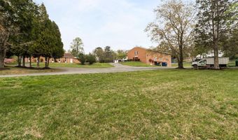 5001 BACKLICK Rd, Annandale, VA 22003