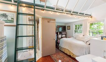 74 Third St, Newport, RI 02840