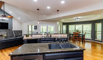 12 Marykirk Ln, Bella Vista, AR 72715