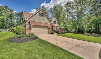 23 Gatehouse Ln, Amherst, NY 14051
