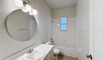 6932 MONARCH PARK Dr, Apollo Beach, FL 33572