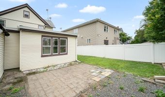 86 W Main St 2, Bergenfield, NJ 07621