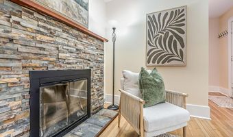 324 Highlake Ave, Ann Arbor, MI 48103